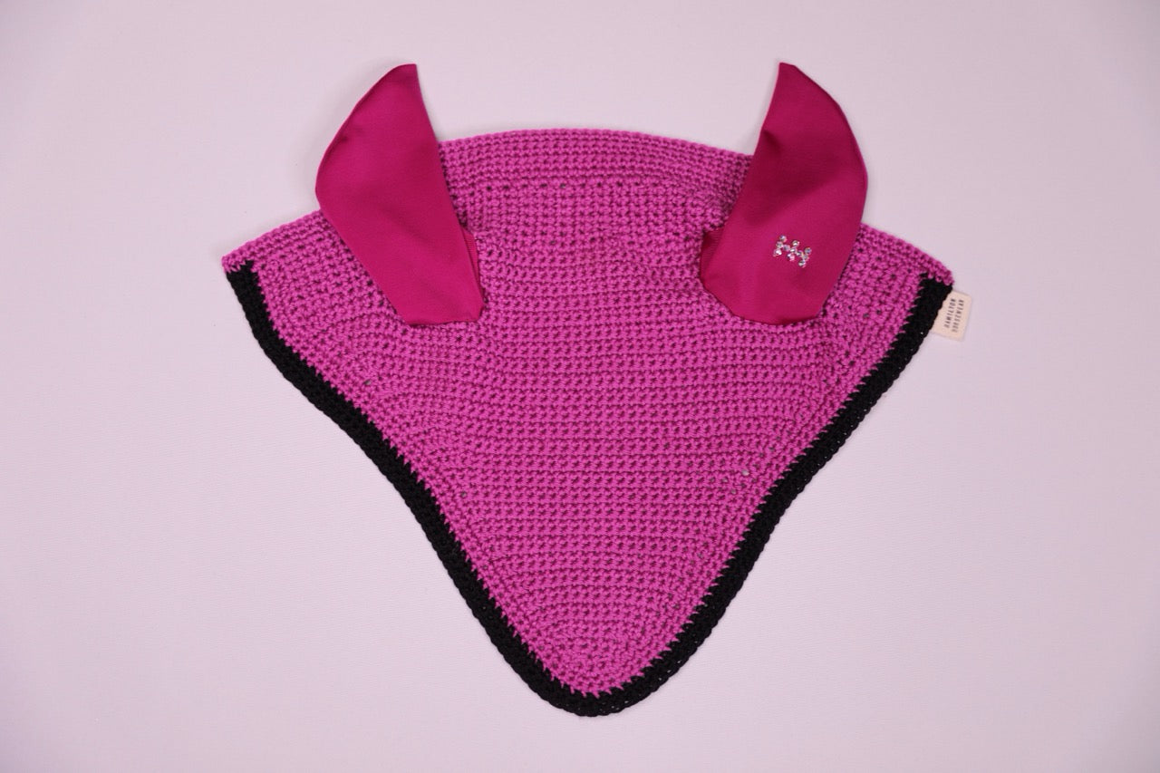 Berry Horse Bonnet V - Handmade crochet black trim with Swarovski crystals.